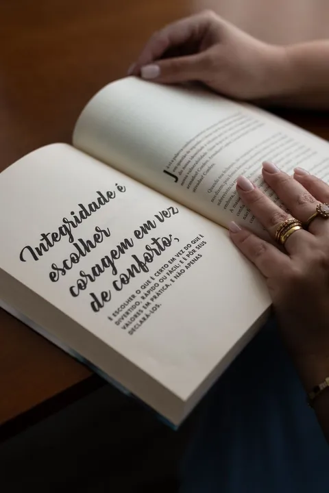 Eloyse Konell — consultora em liderança e gestão de pessoas